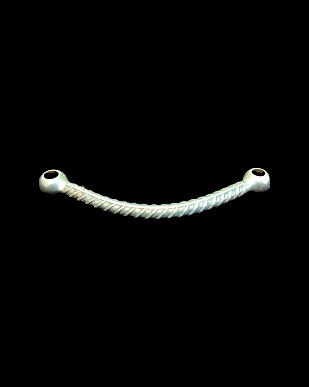 “D Ring” Cheek