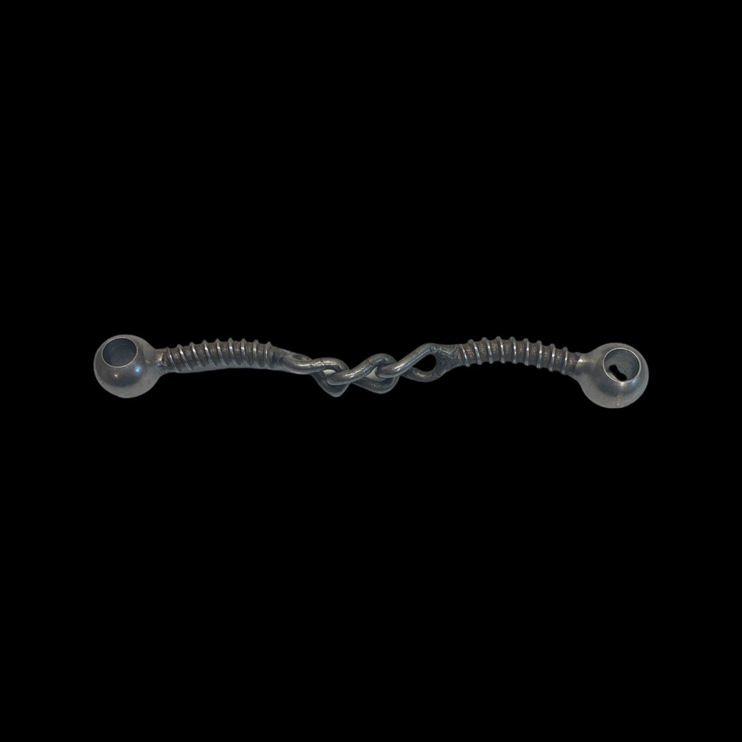 “Locked O-Ring” Cheek