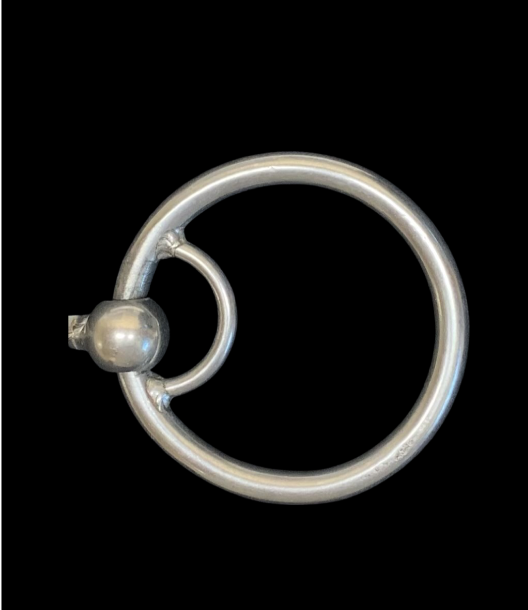“Locked O-Ring” Cheek